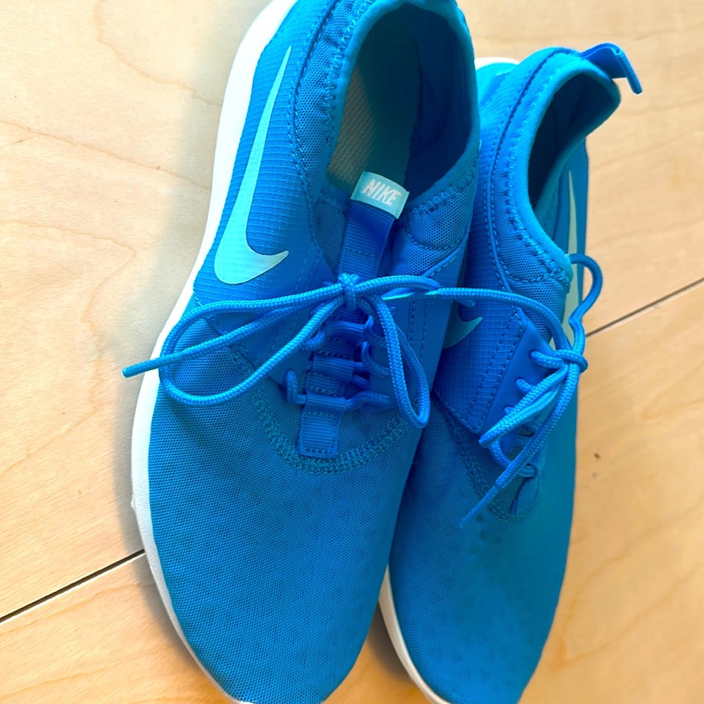 Nike Juvenate